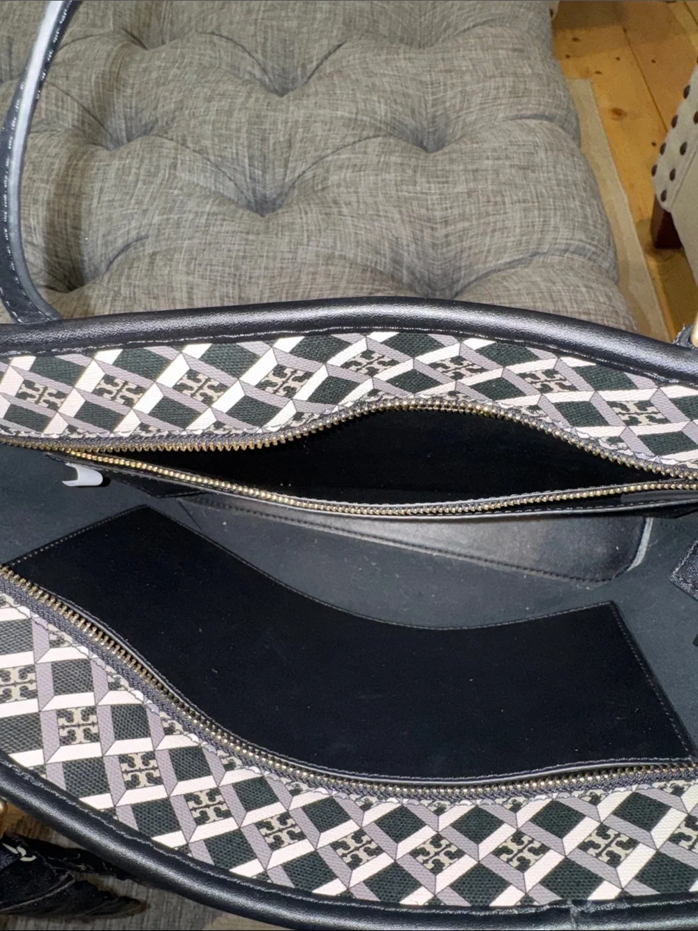 Tory Burch Bag Geo Logo Black & White Print Leather Tote Bag Satchel Crossbody